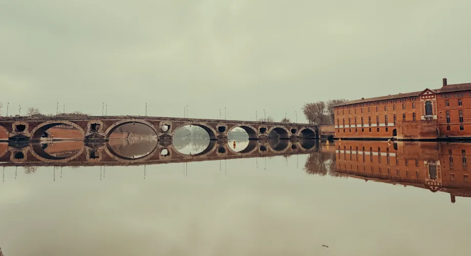 sur les quais de Toulouse